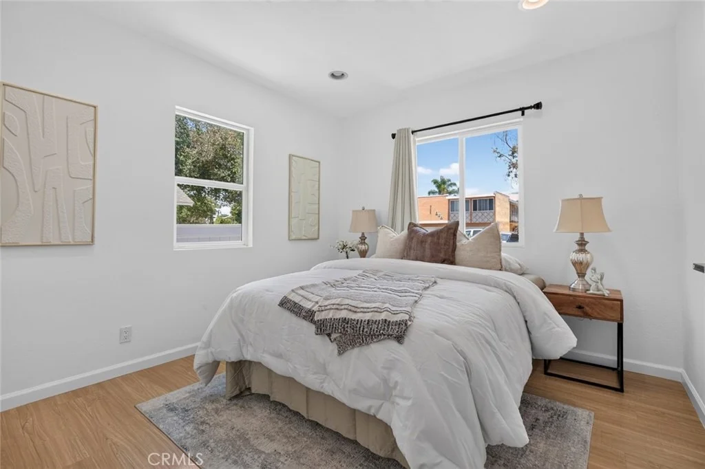 Photo of 528 W Doran