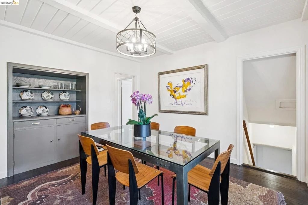 Photo of 2380 Leimert Blvd