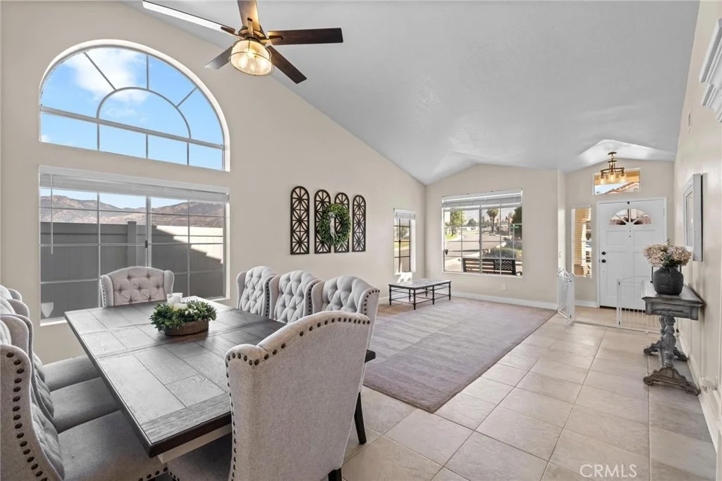 Photo of 10960 Larkspur