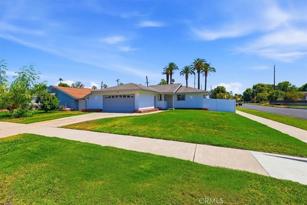 Photo of 4305 Salerno