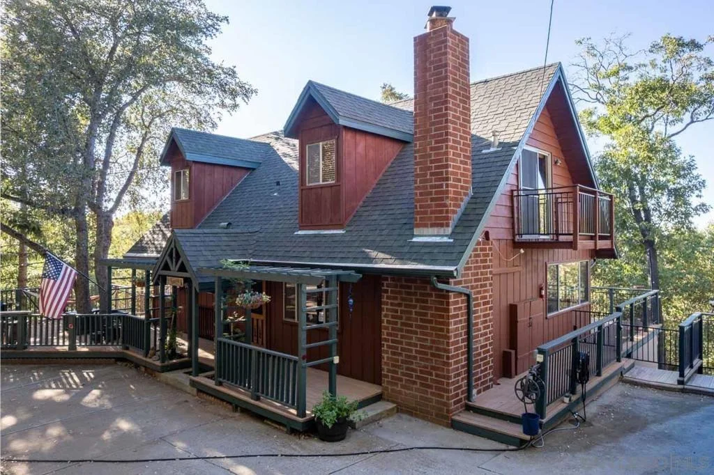 Photo of 3110 Blue Jay Drive