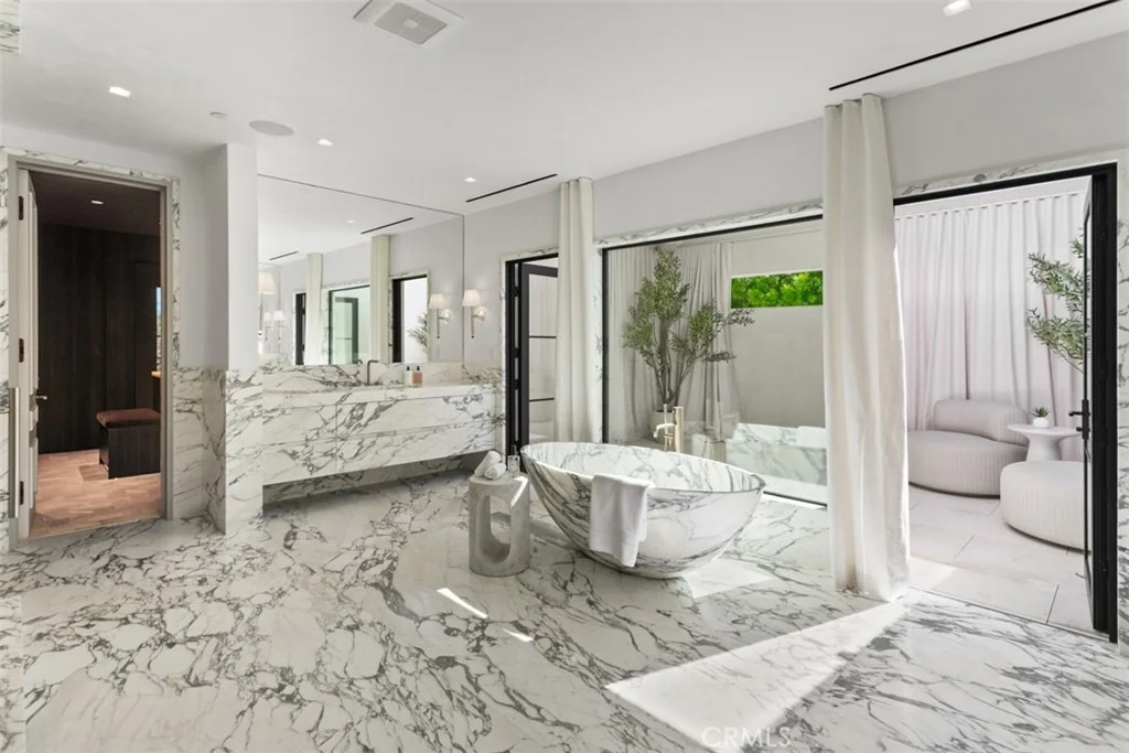 Photo of 7 Sailview