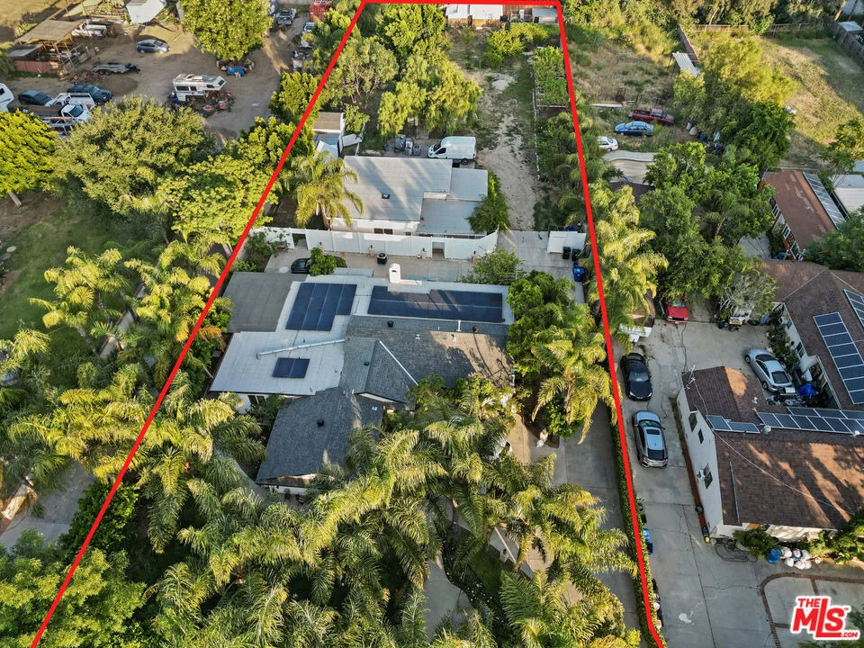 Photo of 13530 Beaver Street