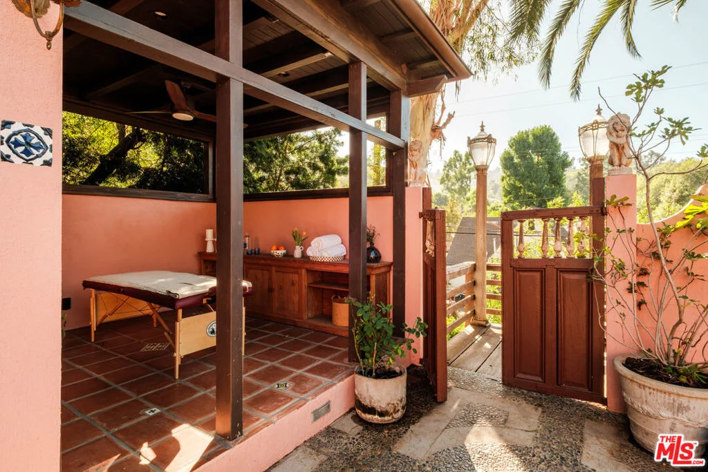 Photo of 3359 Bennett Drive