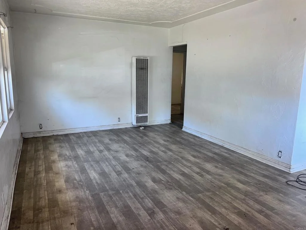 Photo of 8307 Broadway Lane