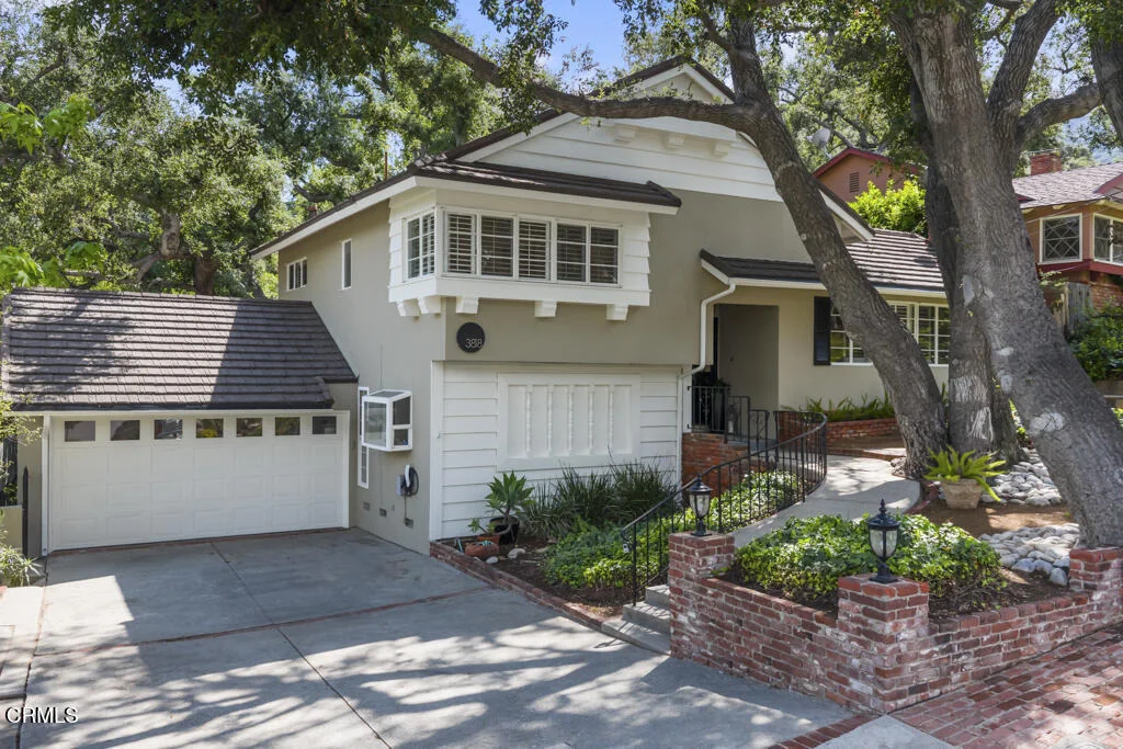 Photo of 3818 Cedarbend Drive