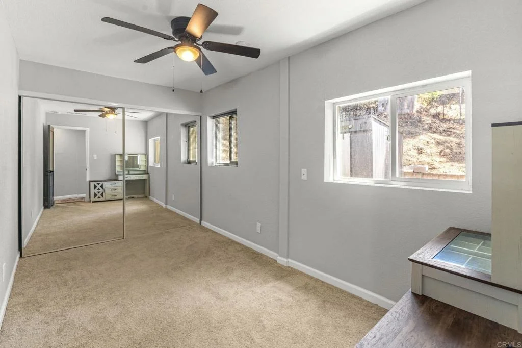 Photo of 6729 Broadway