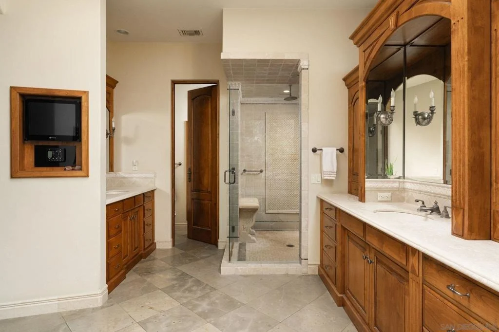 Photo of 271 Ocean View Ave