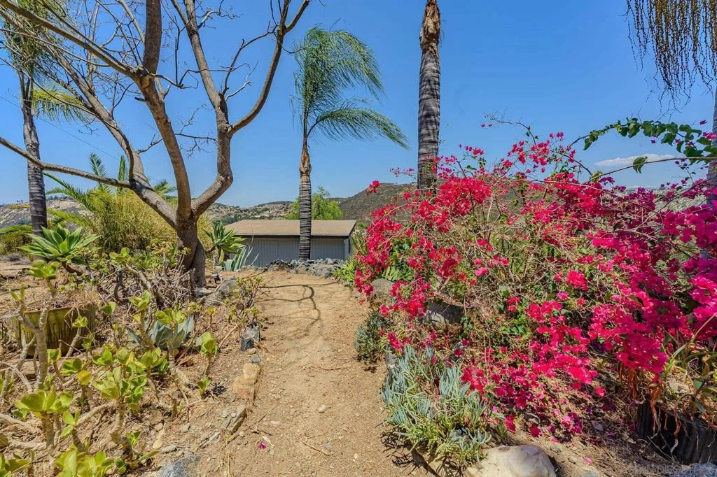 Photo of 14949 Woods Valley
