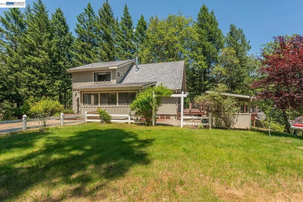 Photo of 891 Salt Flat Rd