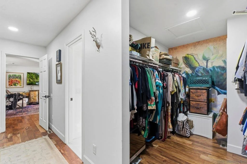 Photo of 1165 Midway Dr