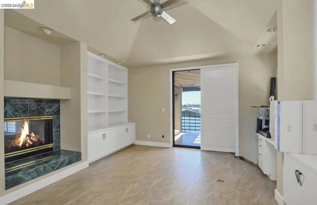 Photo of 1957 Dolphin Pl