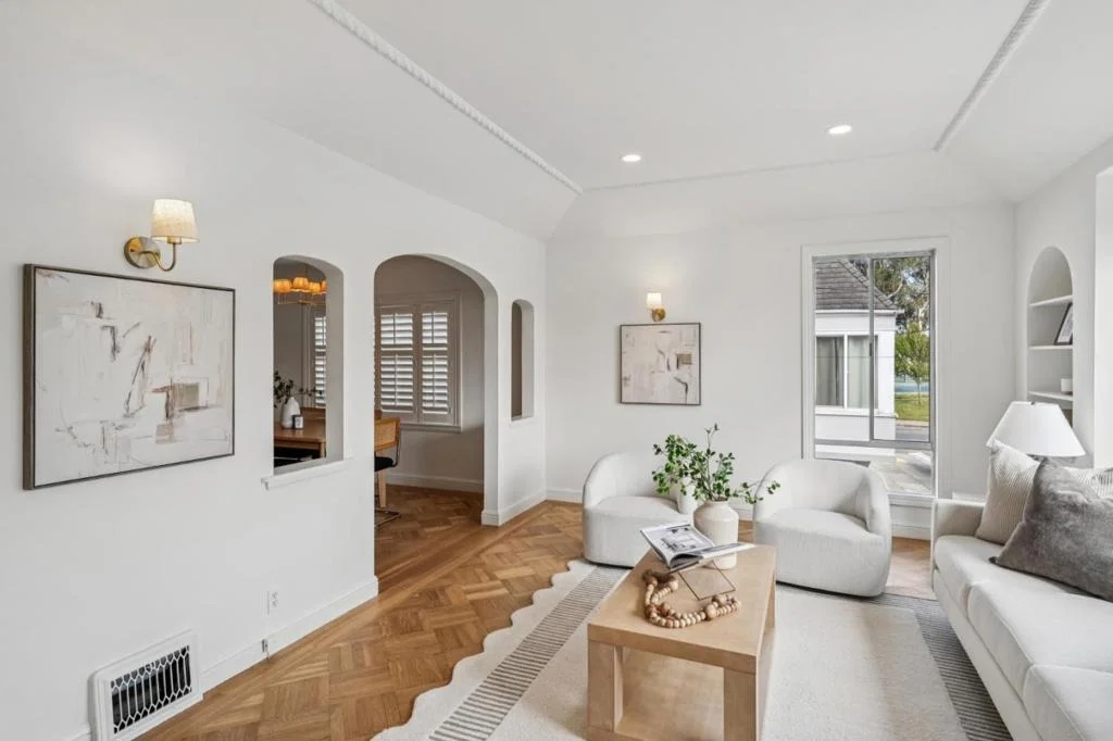 Photo of 825 Amazon Avenue