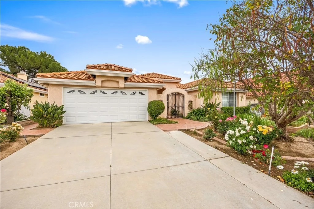 Photo of 2573 Maple Drive