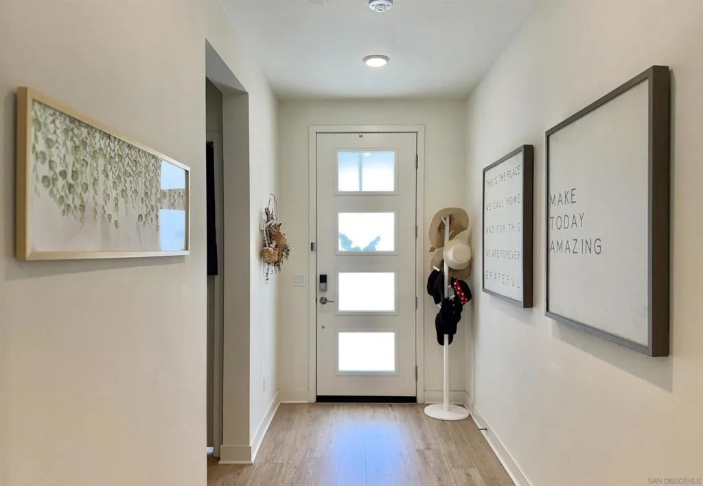 Photo of 8866 Weston