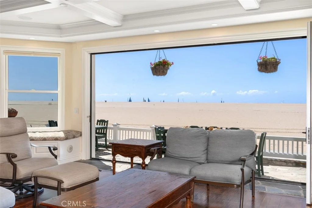 Photo of 522 W Oceanfront