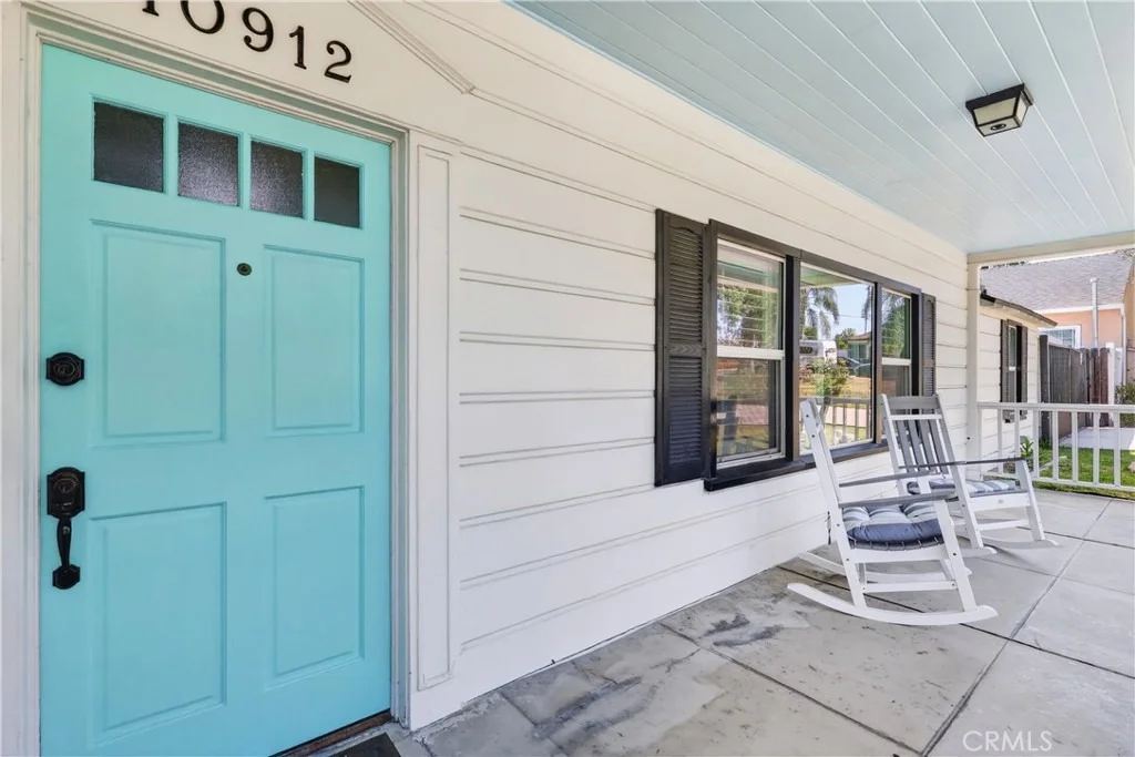 Photo of 10912 La Mirada Blvd