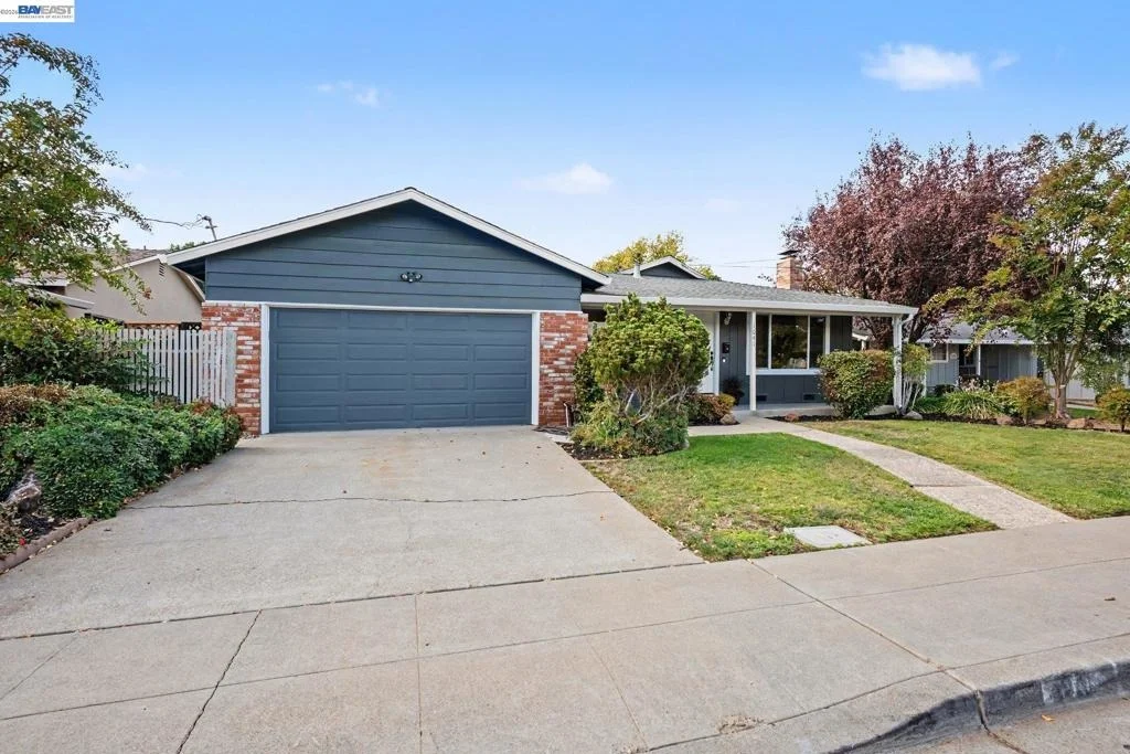 Photo of 1041 Wagoner Dr