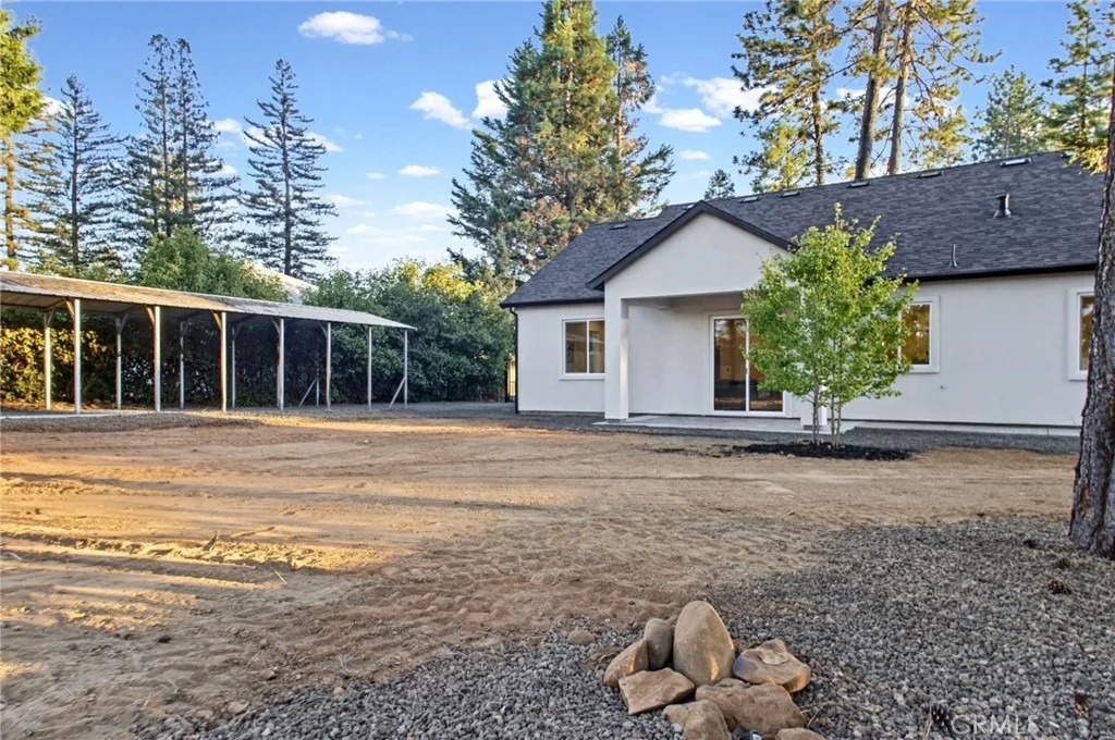 Photo of 1677 Paradisewood Drive