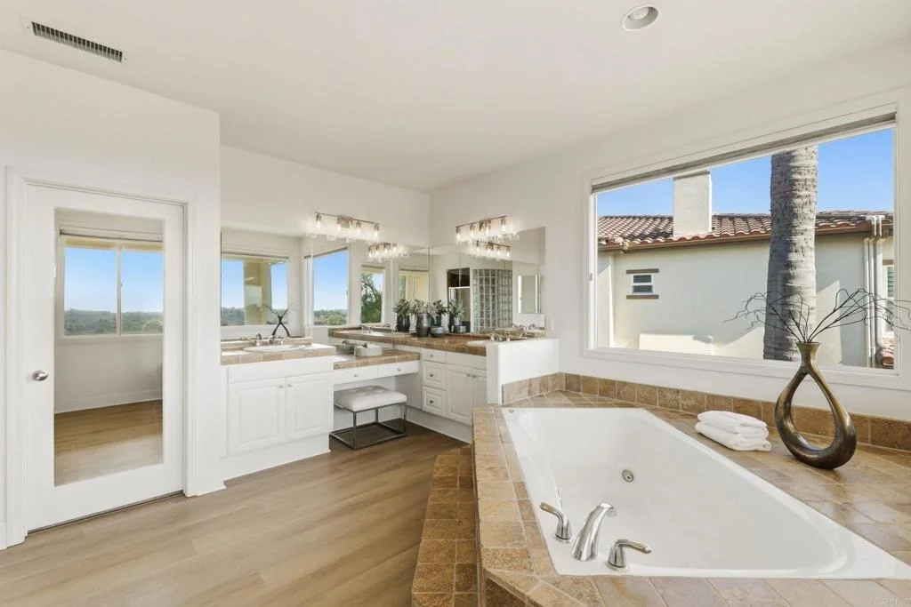 Photo of 6223 Paseo Colina