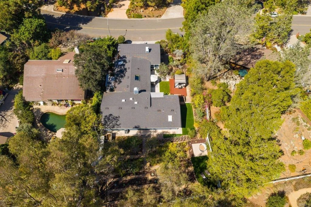Photo of 765 Val Sereno Drive