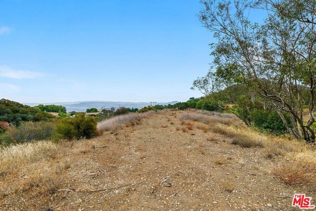 Photo of 14613 Yerba Buena Road