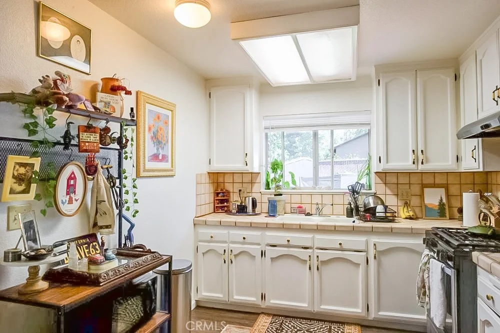 Photo of 1483 E Dottie