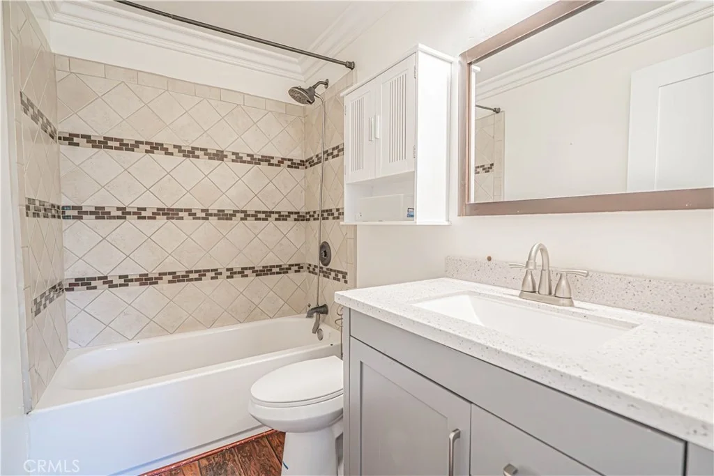 Photo of 4578 Merrill