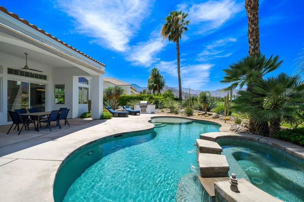 Photo of 50405 Verano Drive