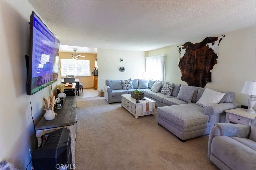 Photo of Unit E at 26344 Oak Plain