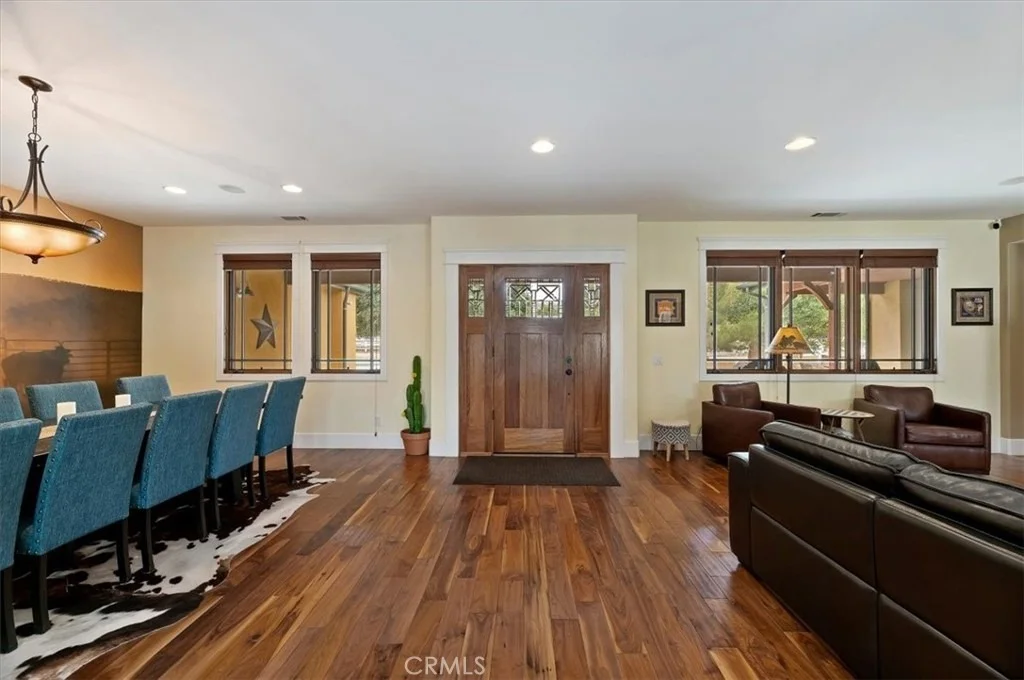 Photo of 16420 Rocky Glen Road