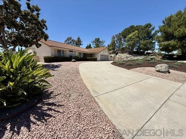 Photo of 2237 Eucalyptus Ave.