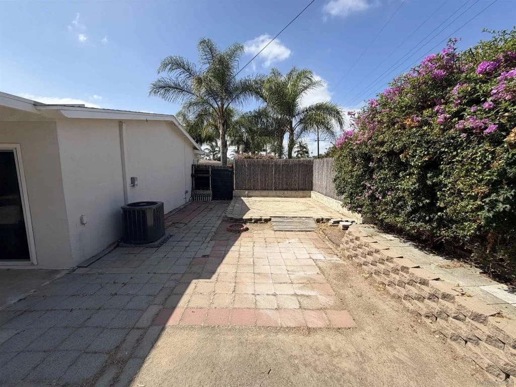 Photo of 3924 Grandon