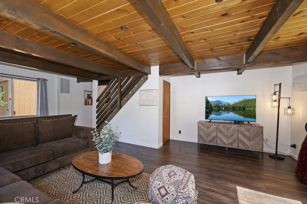 Photo of 404 W Mojave