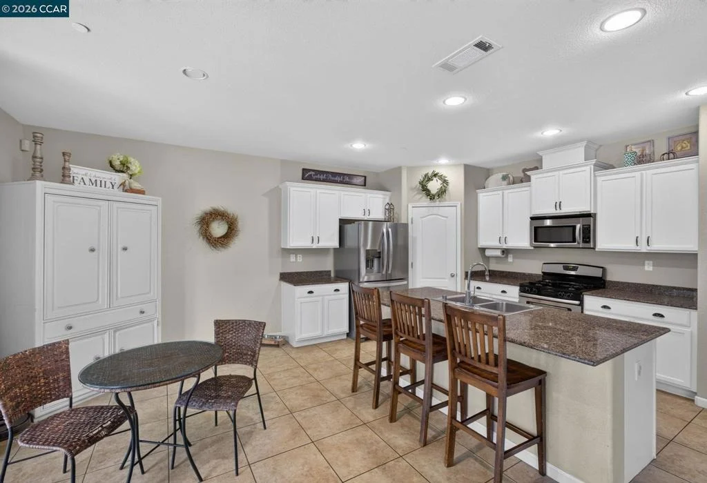 Photo of 328 Silver Bell Way