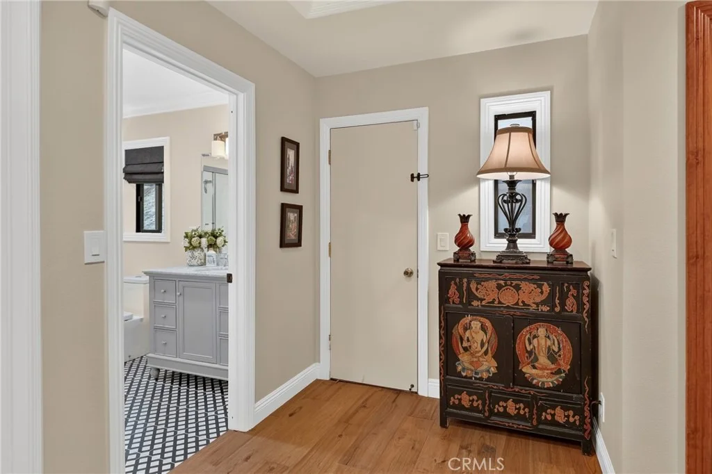 Photo of 27779 West Shore