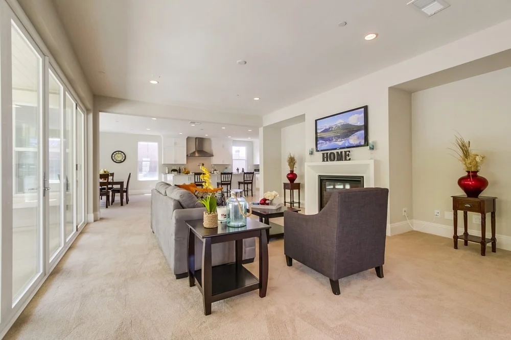 Photo of 663 Polaris Dr