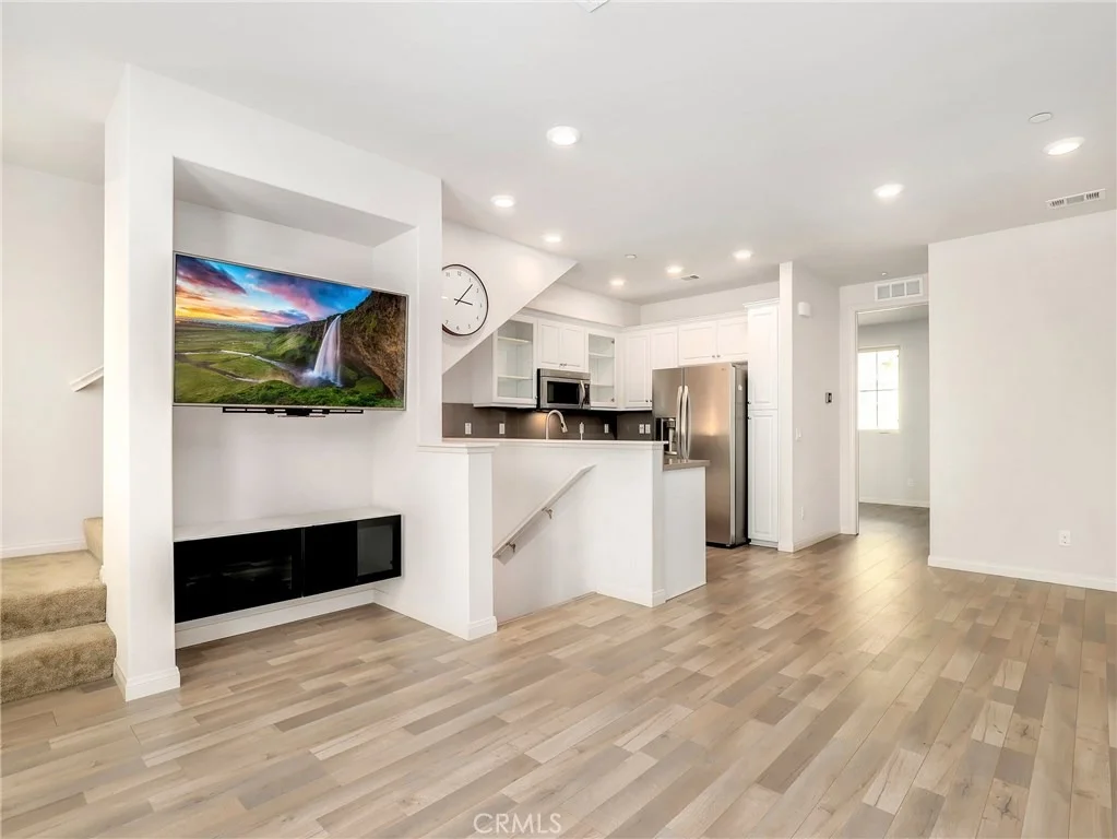 Photo of 14117 W Oak Lane