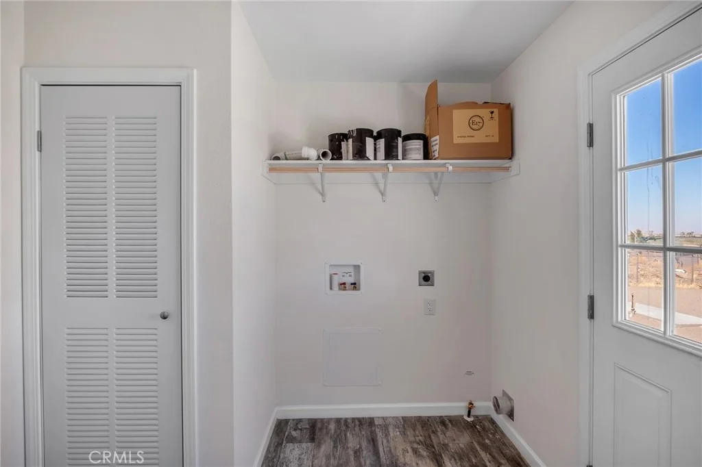 Photo of 2350 Olivera
