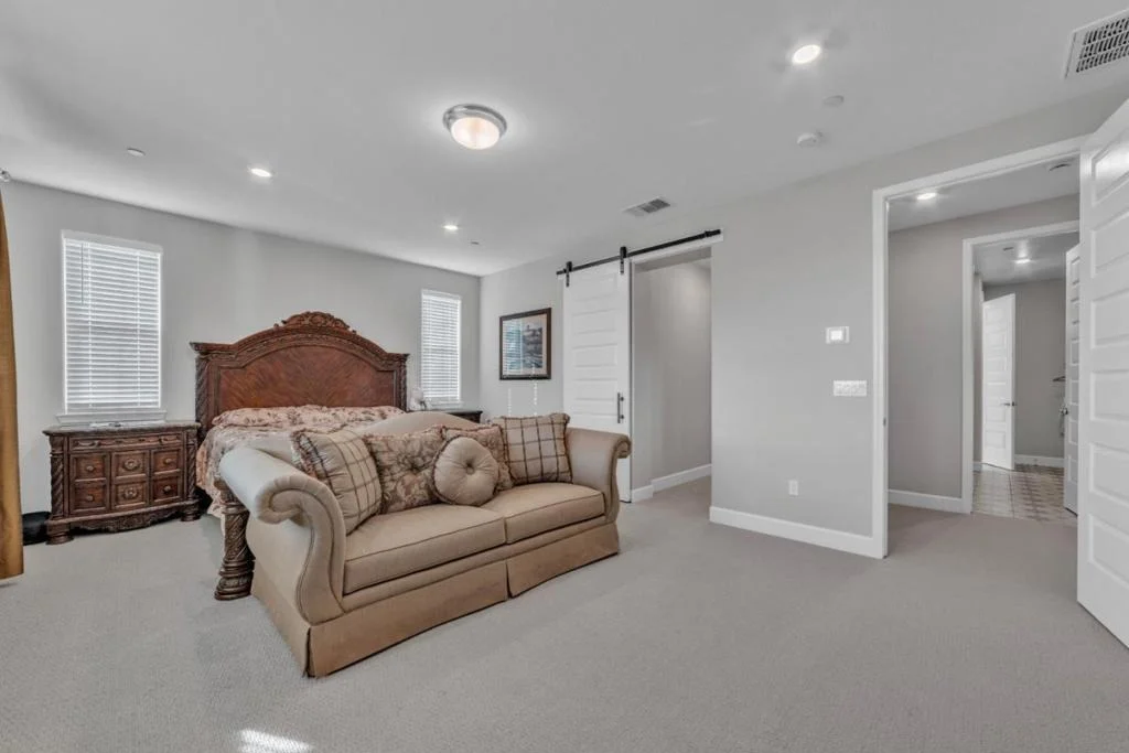 Photo of 4785 Villa Verde Drive
