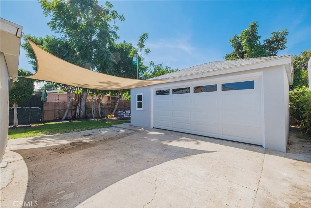 Photo of 609 N Crane Avenue Avenue