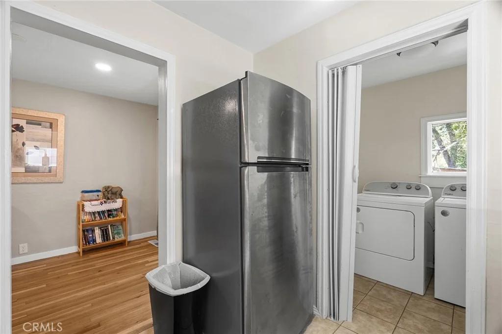 Photo of 15 Oak Park Way