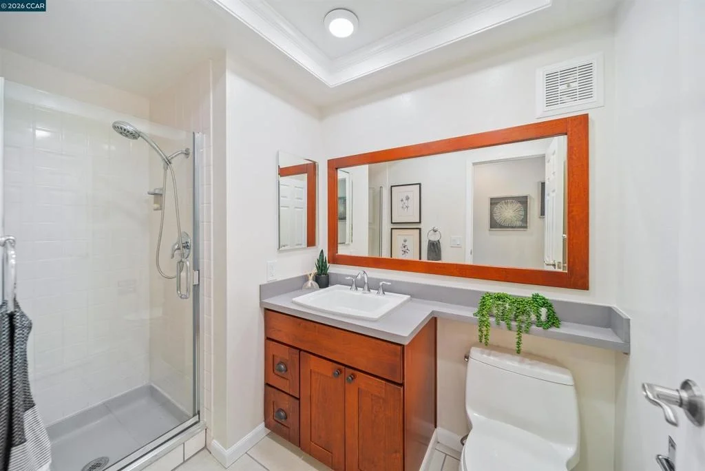 Photo of 3050 Bowling Green Dr