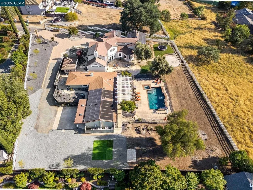 Photo of 2050 Shell Ridge Trl
