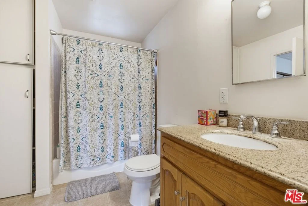 Photo of 291 Simmons Avenue