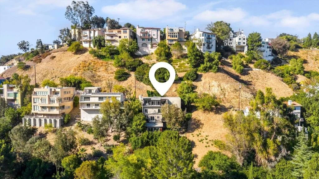 Photo of 3866 Alta Mesa Drive