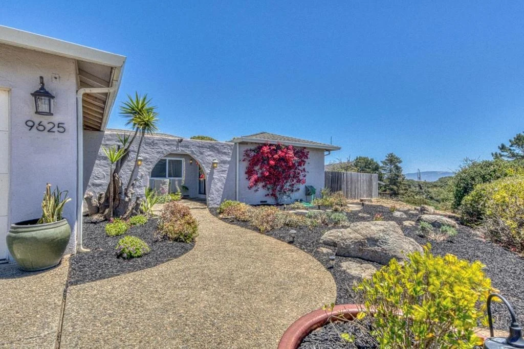 Photo of 9625 Oracle Oak Place