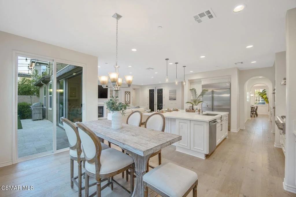 Photo of 6845 Shadow Wood Drive