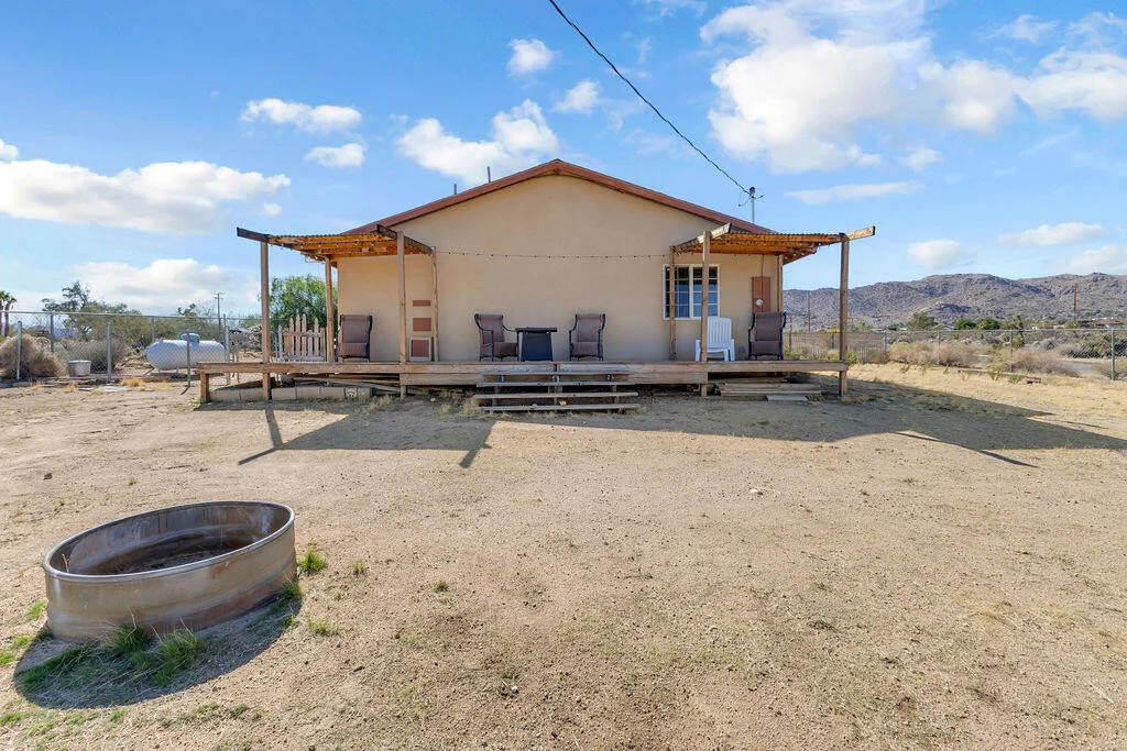 Photo of 61714 Alta Mesa Drive