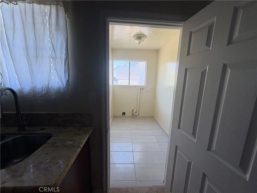 Photo of 3395 Franklin Avenue